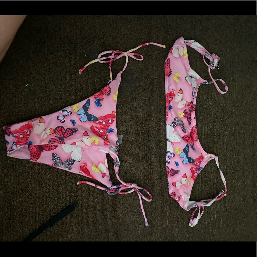 Bathing suit